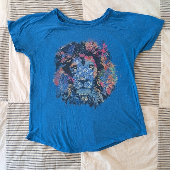 Lucky Brand Tops - Lucky Brand Bright Blue Cotton Blend Colorful Lion Shirt